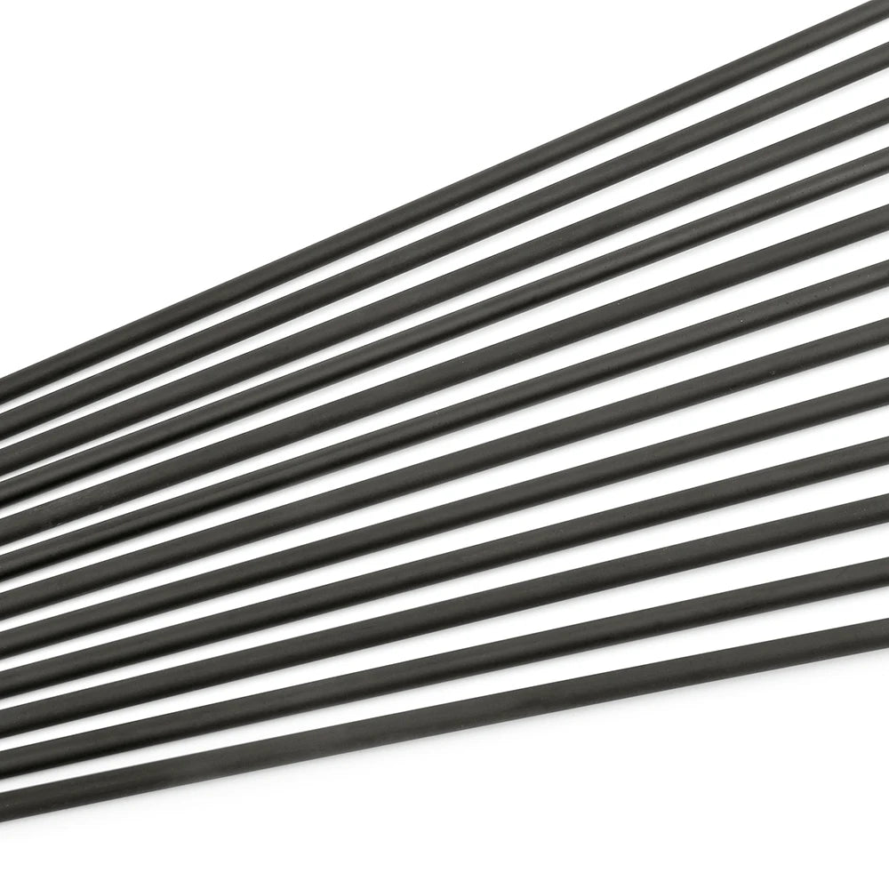 Mixed Carbon Arrows 12pcs 30/31.7 Inch Spine 500 with 3" Rubber Vanes 100 Grain Tips